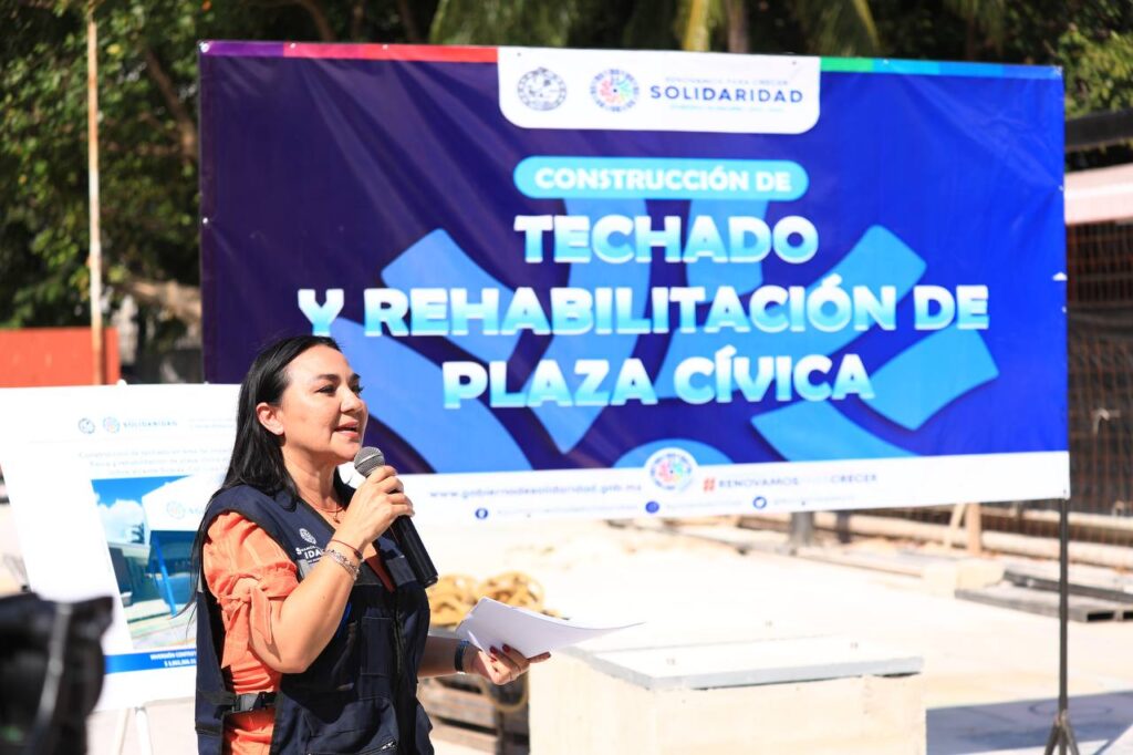 Ponen primera piedra de domo en kinder de Solidaridad 