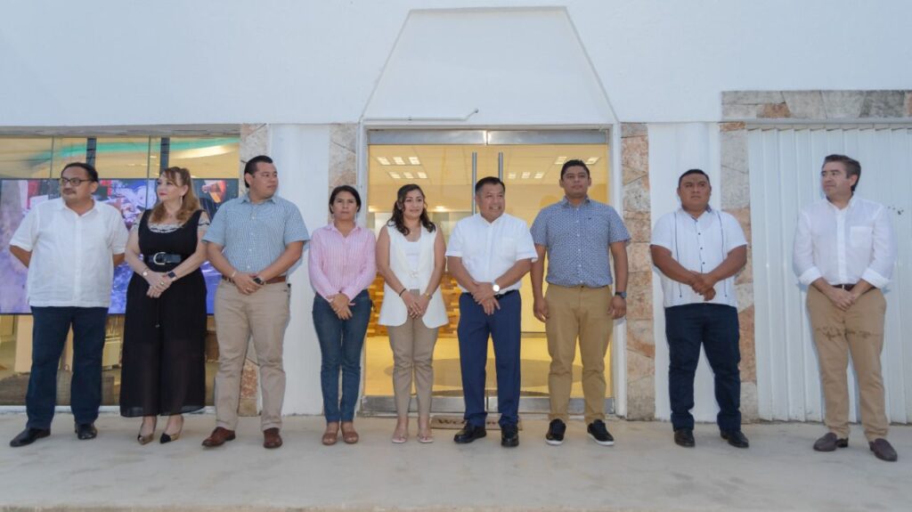 Inaugura Marciano Dzul moderno centro de información turística y atención empresarial en Tulum CITAEM