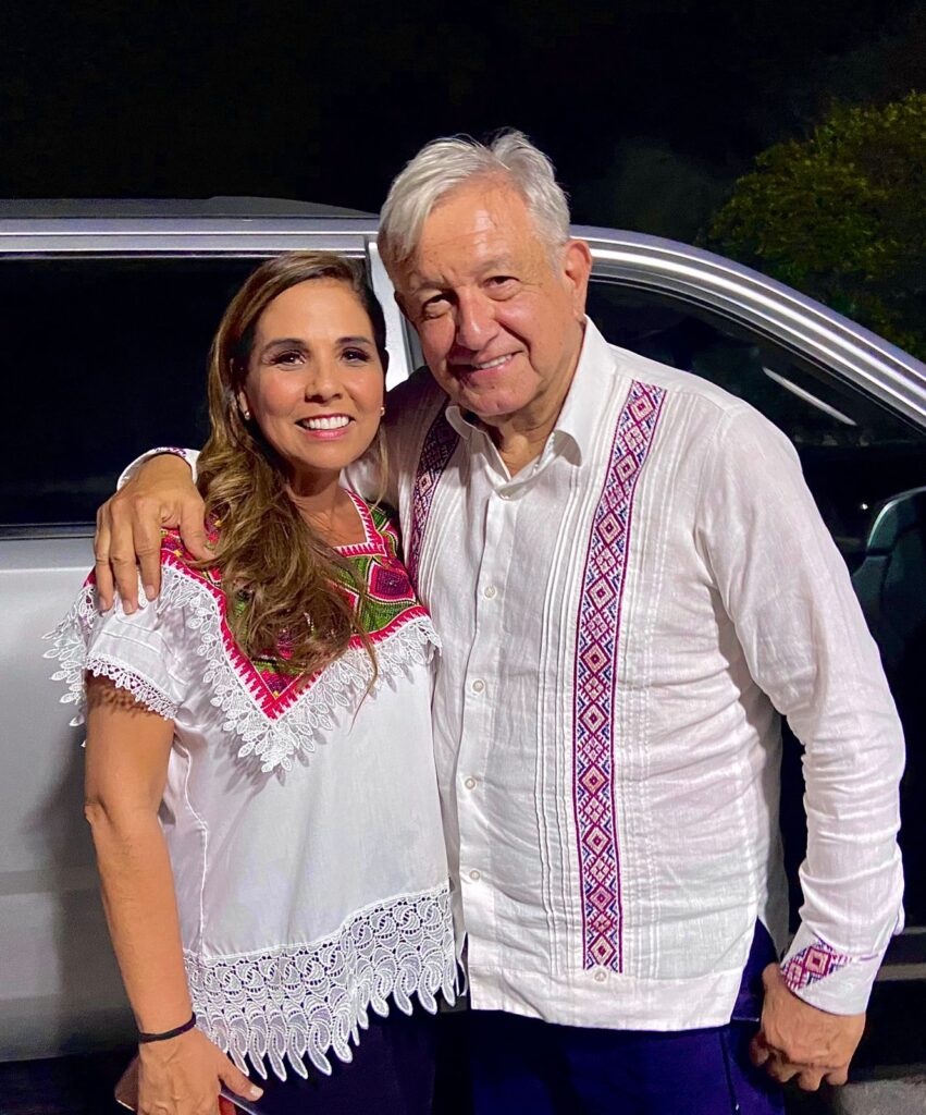 AMLO y Mara Lezama supervisan avances de obras en Quintana Roo