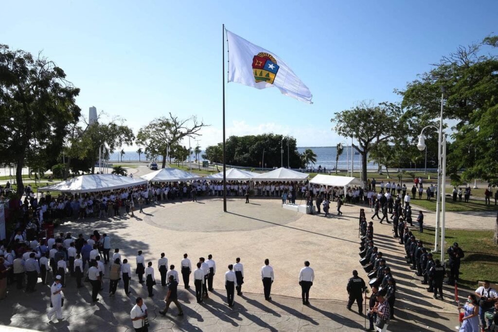 Encabeza Mara Lezama Aniversario de la Promulgación de la Constitución Política de Quintana Roo