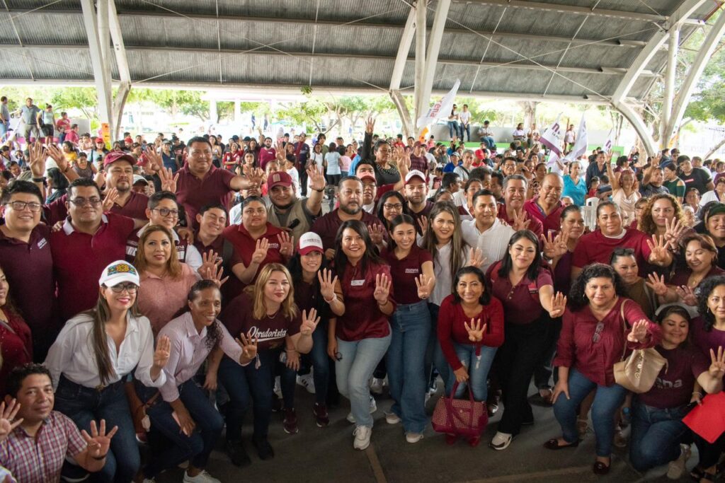 MORENA SE PREPARA RUMBO AL 2024: Toma protesta a los Comités de Defensa de la 4T en Cancún y Puerto Morelos