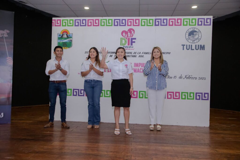 Ileana Canul toma protesta a nueva *Red Jóvenes Impulsores de la Transformación 2023