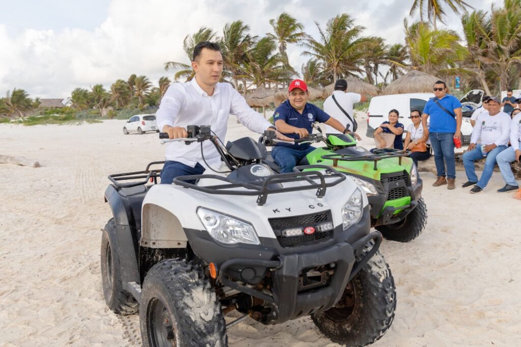 Inicia limpieza de playas en Tulum 