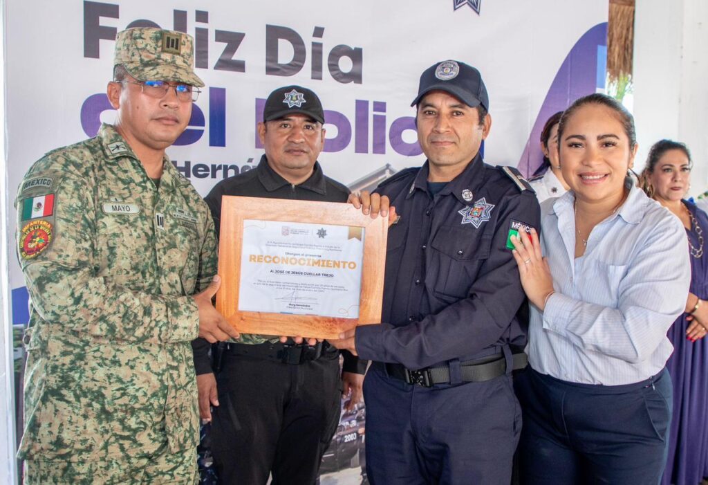 Mary Hernández reconoce heroico servicio de policías municipales de Felipe Carrillo Puerto