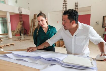 Atenea Gómez Ricalde supervisa avances en la construcción del nuevo C2 de Costa Mujeres