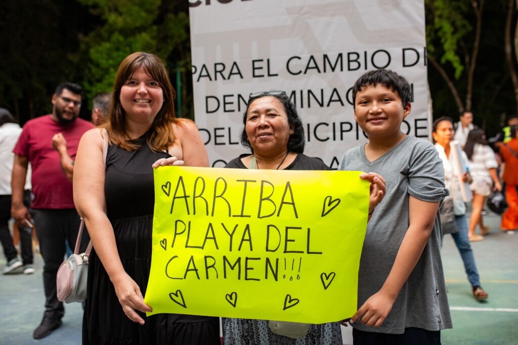 Masivo apoyo en primer foro ciudadano a favor del cambio de nombre de Solidaridad a Playa del Carmen