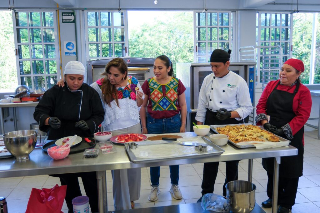 Tras años de abandono, Mara Lezama entregó transformado taller de alimentos y bebidas en CONALEP de Felipe Carrillo Puerto