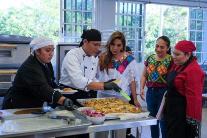 Tras años de abandono, Mara Lezama entregó transformado taller de alimentos y bebidas en CONALEP de Felipe Carrillo Puerto