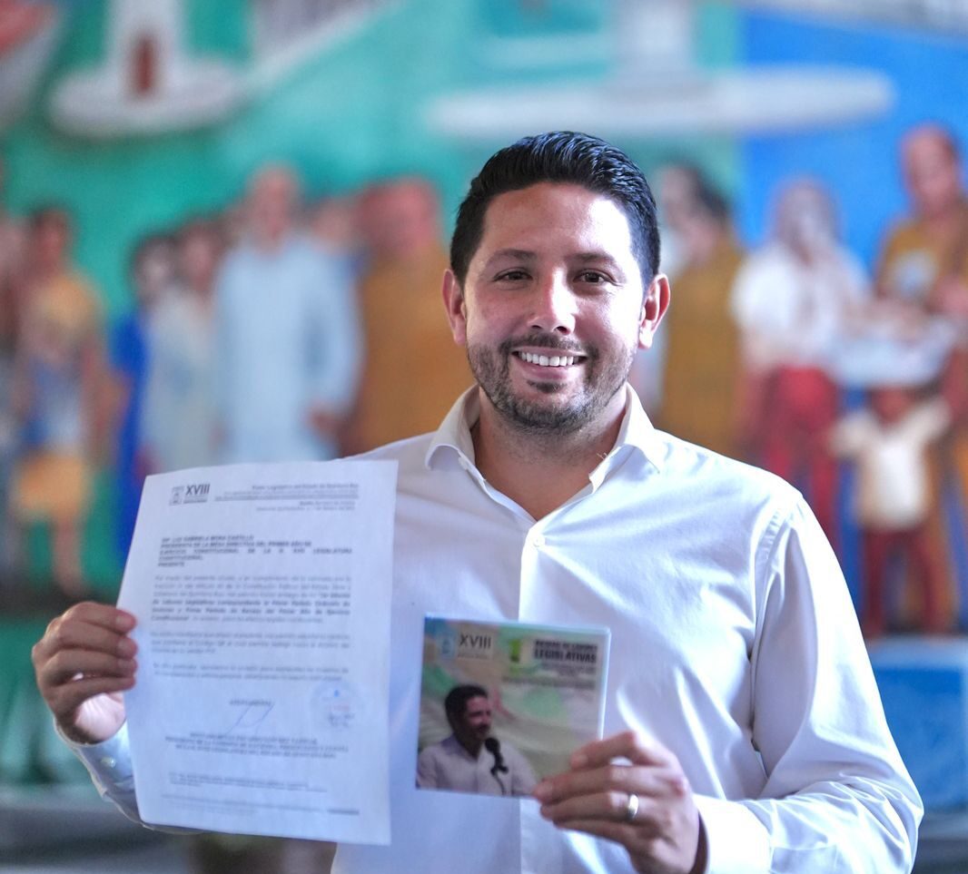 Mi compromiso es con la justicia social y las y los quintanarroenses, destaca Renán Sánchez al entregar su Informe Legislativo