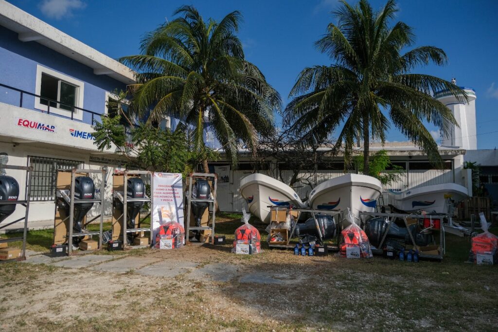 Mara Lezama entrega más de 6.6 mdp en apoyos a pescadoras y pescadores de cooperativas, tras 10 años de abandono