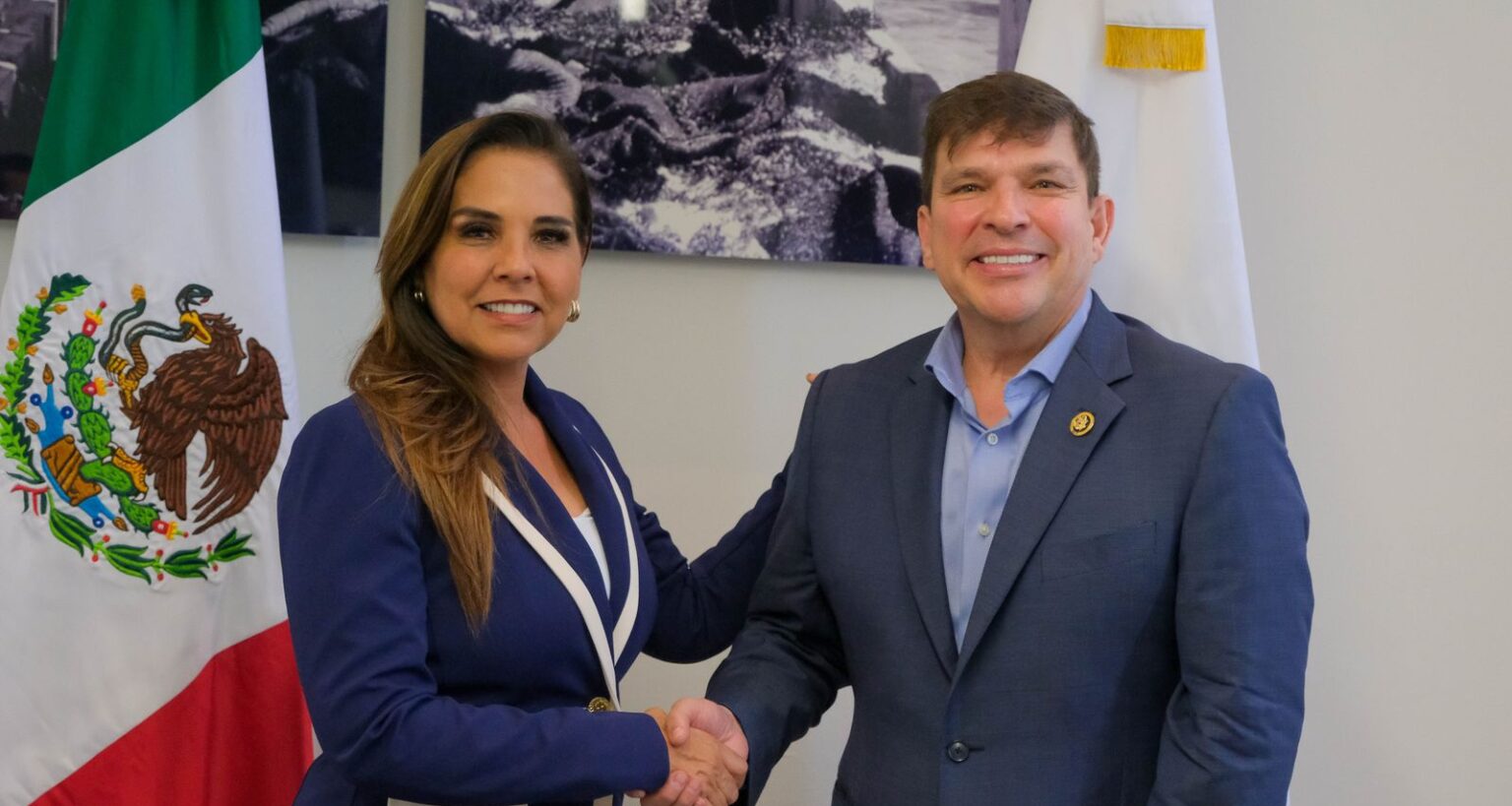 Se reúne Mara Lezama con Vicente González, miembro de la Cámara de Representantes de EEUU