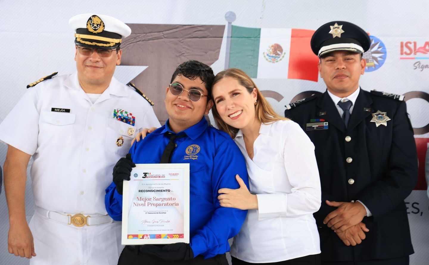 Atenea Gómez fortalece valores cívicos con exitoso Tercer Concurso de Escoltas 2025 en Isla Mujeres