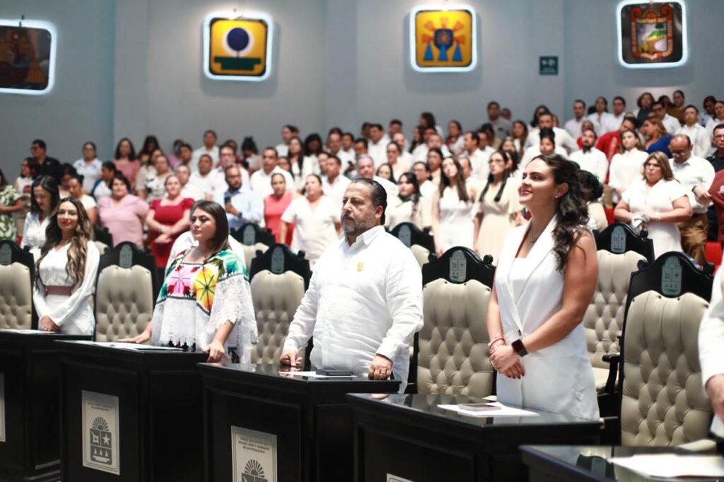 Reconocen a Ana Cecilia Gutiérrez Navarro por su trabajo en la conservación de especies marinas