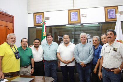 Sostiene Jorge Sanén productivo diálogo con integrantes del Consejo Ciudadano de Chetumal A.C.