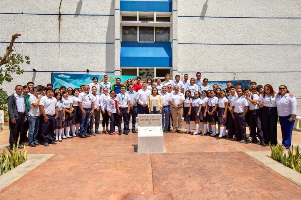 Mary Hernandez respalda convenio entre Técnológico de Felipe Carrillo Puerto y Cobaqroo