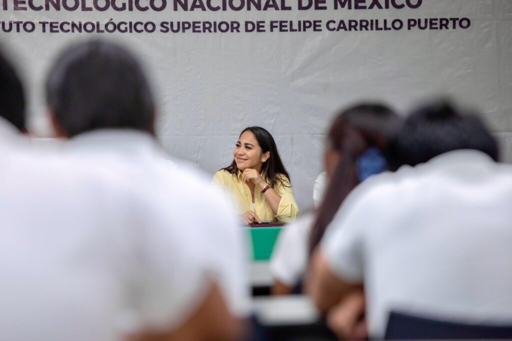 Mary Hernandez respalda convenio entre Técnológico de Felipe Carrillo Puerto y Cobaqroo