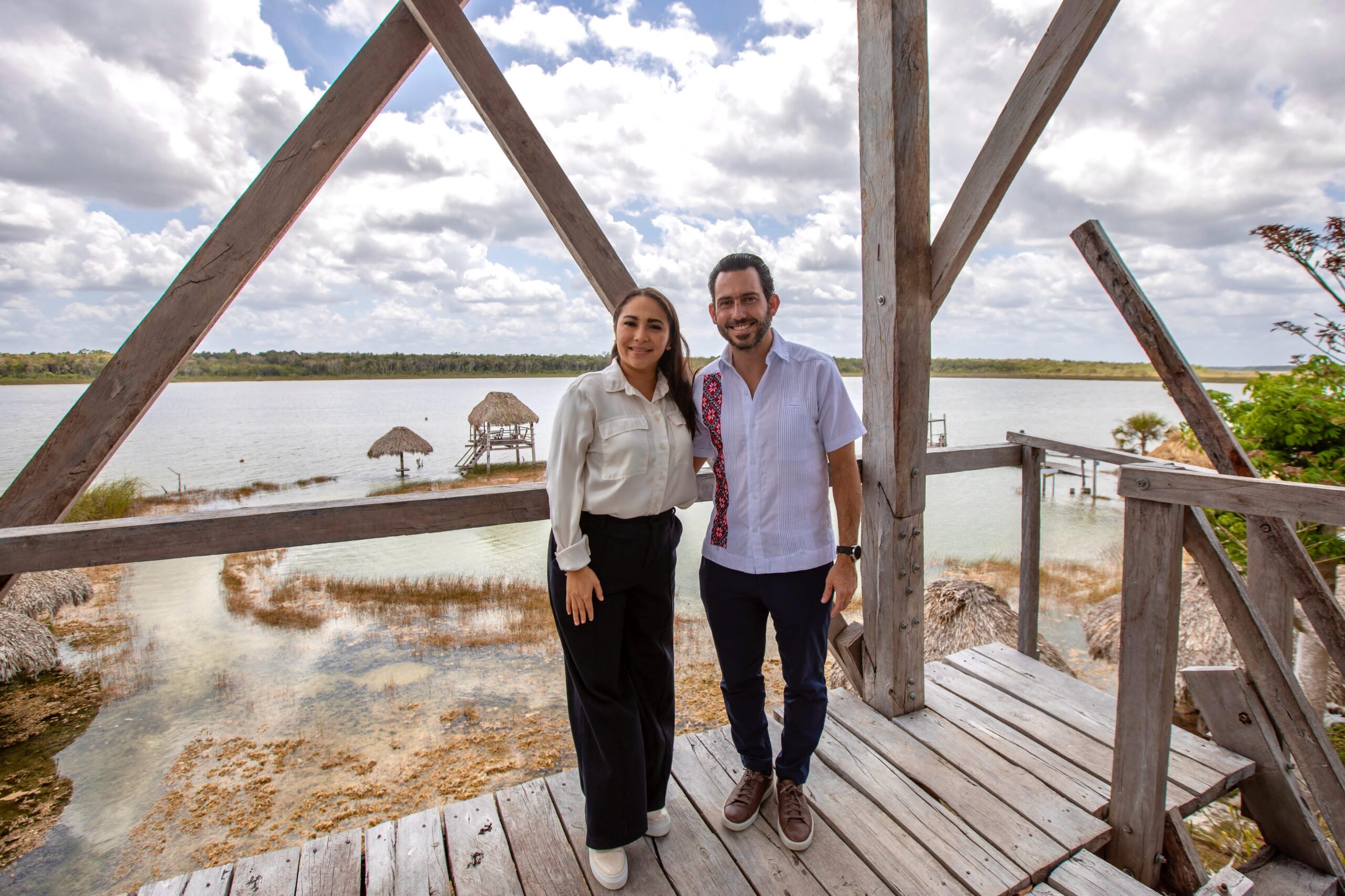 Mary Hernández firma acuerdos para fortalecer el turismo comunitario en Felipe Carrillo Puerto