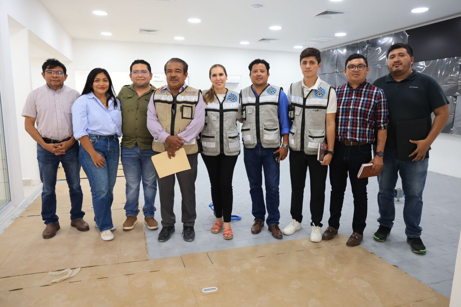 Atenea Gómez Ricalde supervisa los avances del nuevo Centro de Control Comando C2 en Costa Mujeres