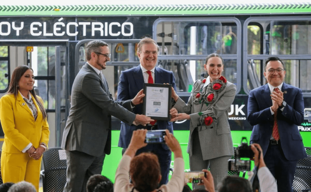 Arranca Taruk autobús eléctrico 100% Hecho en México