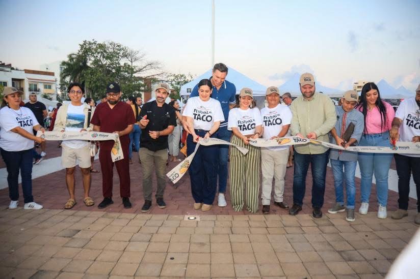 Inaugura Estefanía Mercado la “1ª Edición del Festival del Taco” en la Plaza 28 de Julio