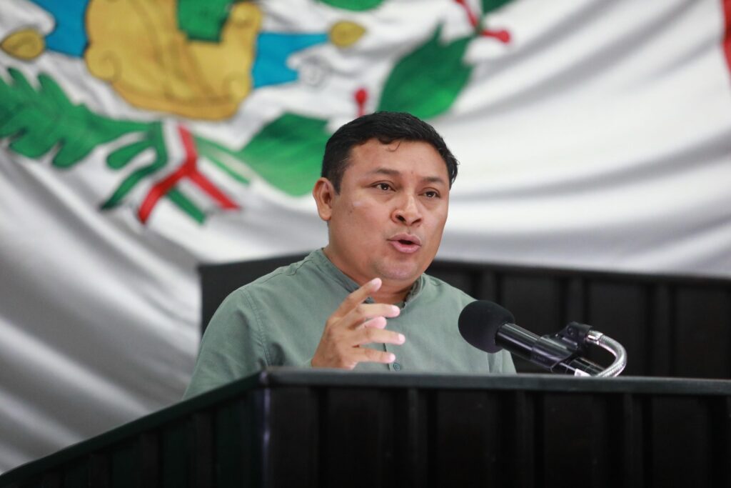 Analizarán reforma para garantizar atención médica integral de personas adultas mayores