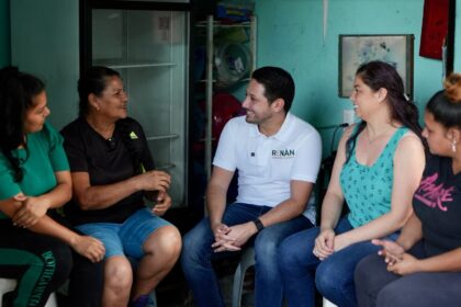 Renán Sánchez mantiene contacto cercano con la familia Verde en Chetumal