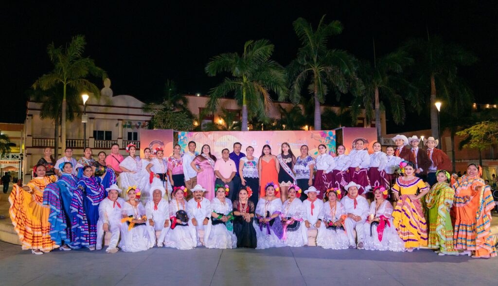Cozumel conmemora Día mundial del arte y Día nacional de la danza folclórica mexicana