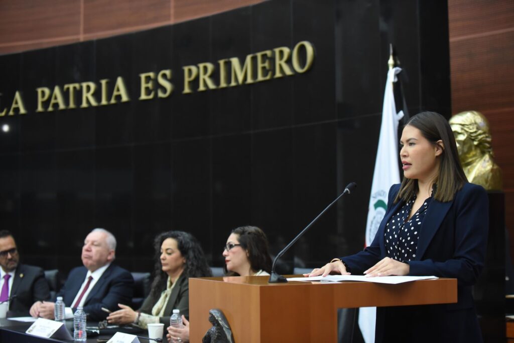 En el Senado reconocemos el liderazgo de Rafael Marín por la transformación del país