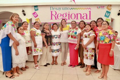 Celebran Desayuno Regional a beneficio de las Casas del Adulto Mayor en Isla Mujeres
