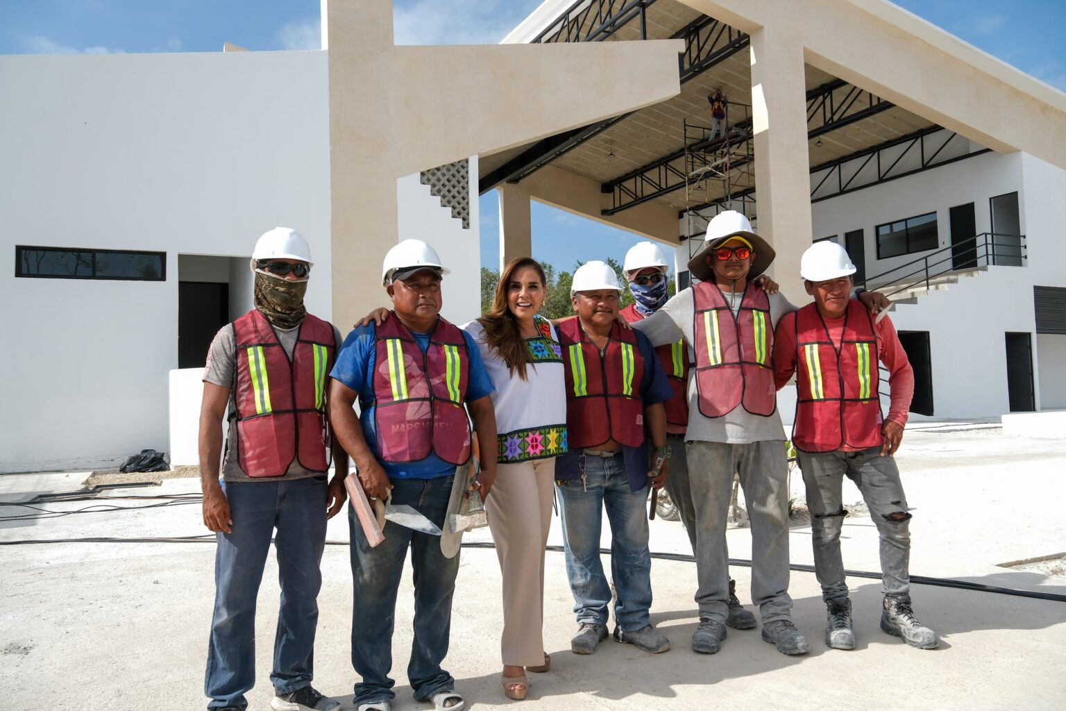 Supervisa Mara Lezama, construcción de la Fábrica de Artes y Oficios en Chetumal
