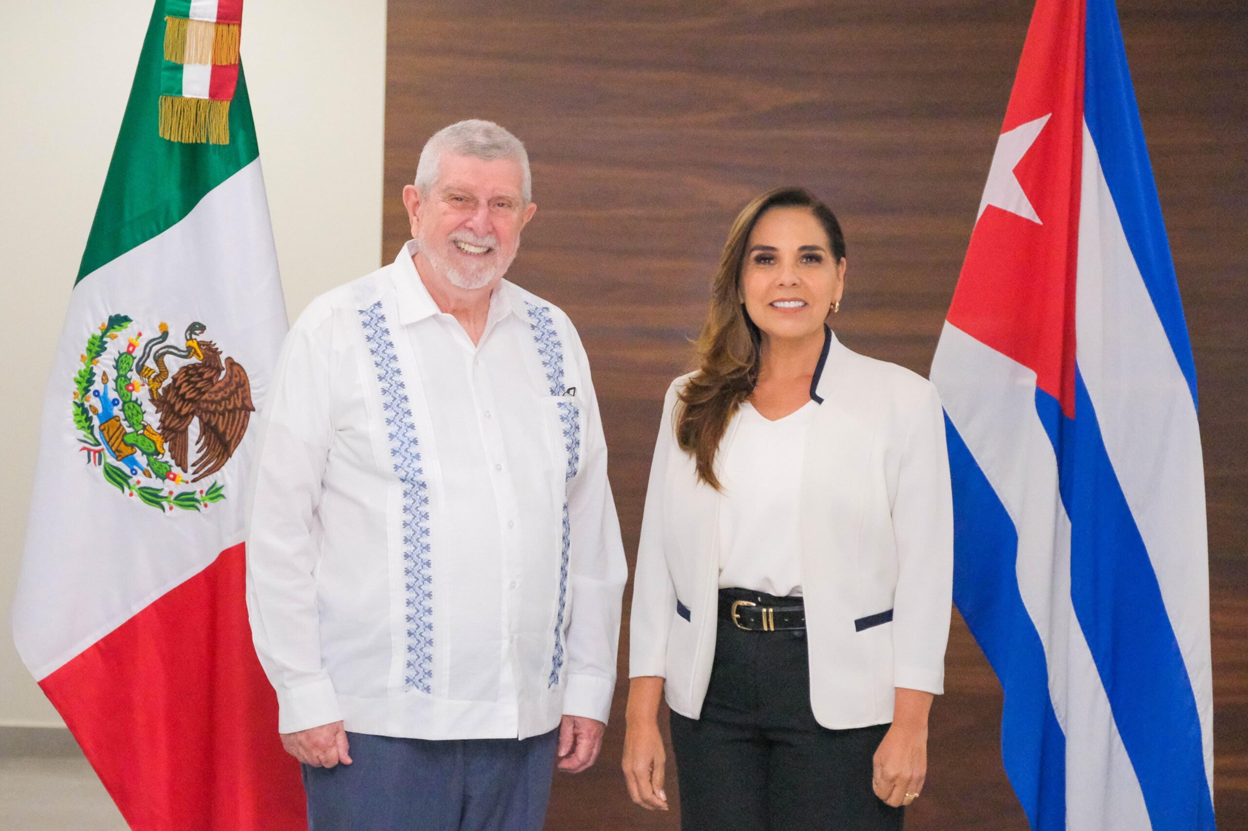Fortalecen lazos de amistad y cooperación gobernadora Mara Lezama y embajador de Cuba, Marcos Rodríguez Costa