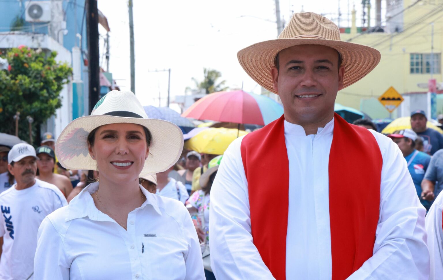 Exitosa representación del Vía Crucis en Isla Mujeres con la participación de más de mil 200 personas