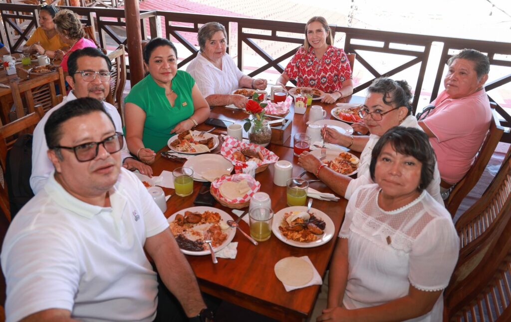 Atenea Gómez Ricalde reconoce legado de maestras y maestros jubilados con emotiva convivencia en Isla Mujeres