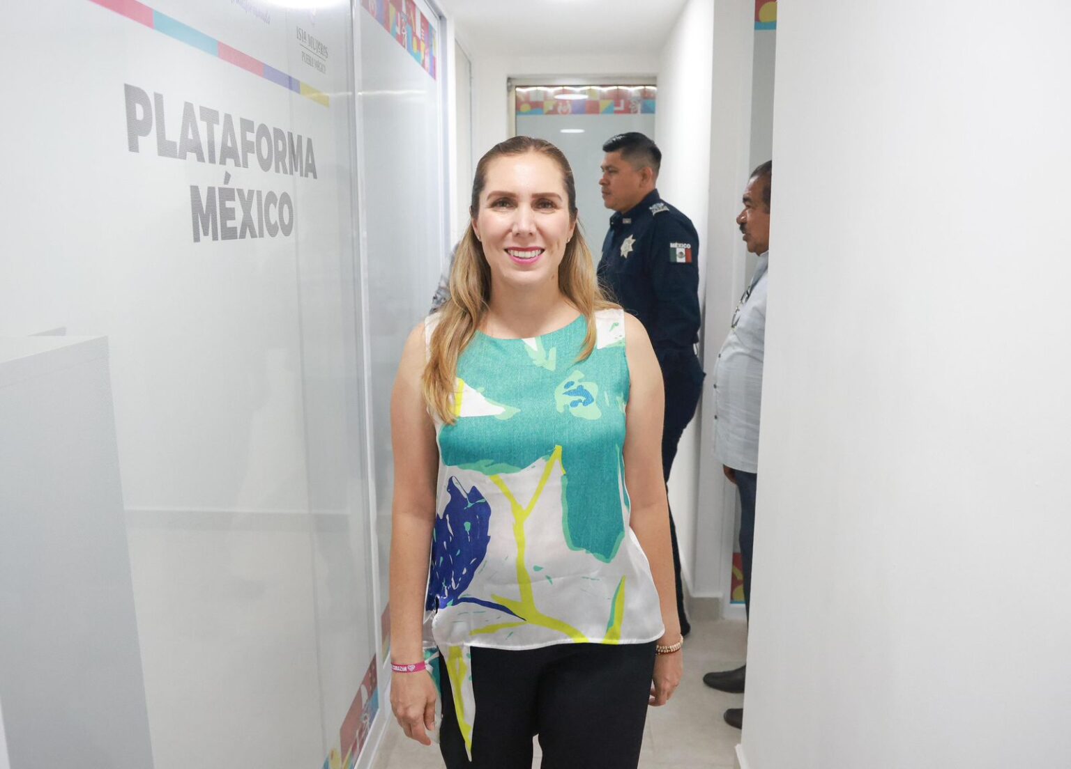 Atenea Gómez Ricalde constata avances del nuevo Centro de Control y Comando C2 de Costa Mujeres