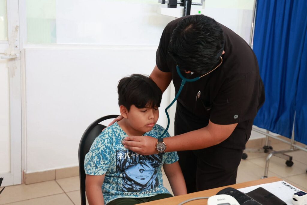 Gobierno Municipal de Isla Mujeres acerca servicios médicos de salud a la población a través de los Centros Comunitarios