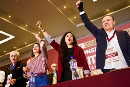 Morena prohíbe nepotismo electoral y define reglas para aspirantes; publican carta de Claudia Sheinbaum