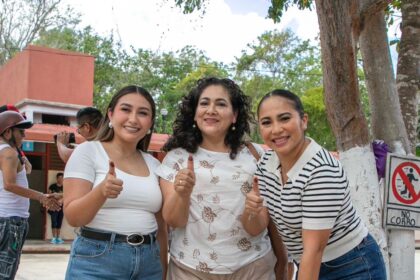 Mary Hernández cumple su deber ciudadano en la elección del nuevo Poder Judicial
