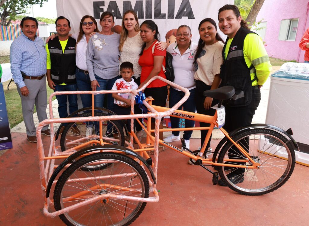 Premian a las familias ganadoras del concurso “Reciclando en Familia” en Zona Continental
