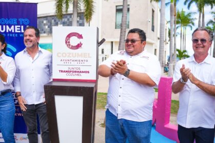 Chacón activa internet gratuito en la avenida Rafael E. Melgar para disfrute del pueblo y de turistas