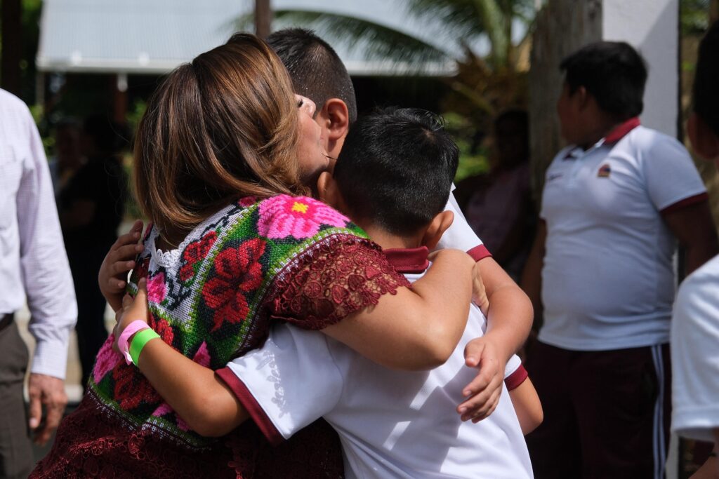 Anuncia Mara Lezama construcción de domo en primaria “Javier Rojo Gómez”, en Luis Echeverría, Othón P. Blanco