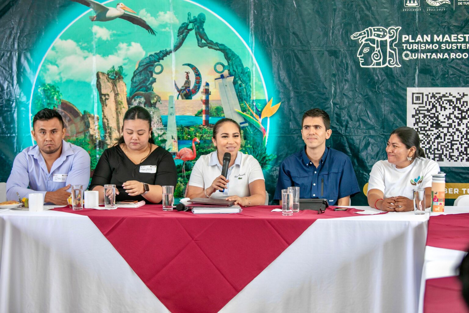 Imparten taller “plan maestro de turismo sustentable Quintana Roo 2050, destino Maya Ka'an”