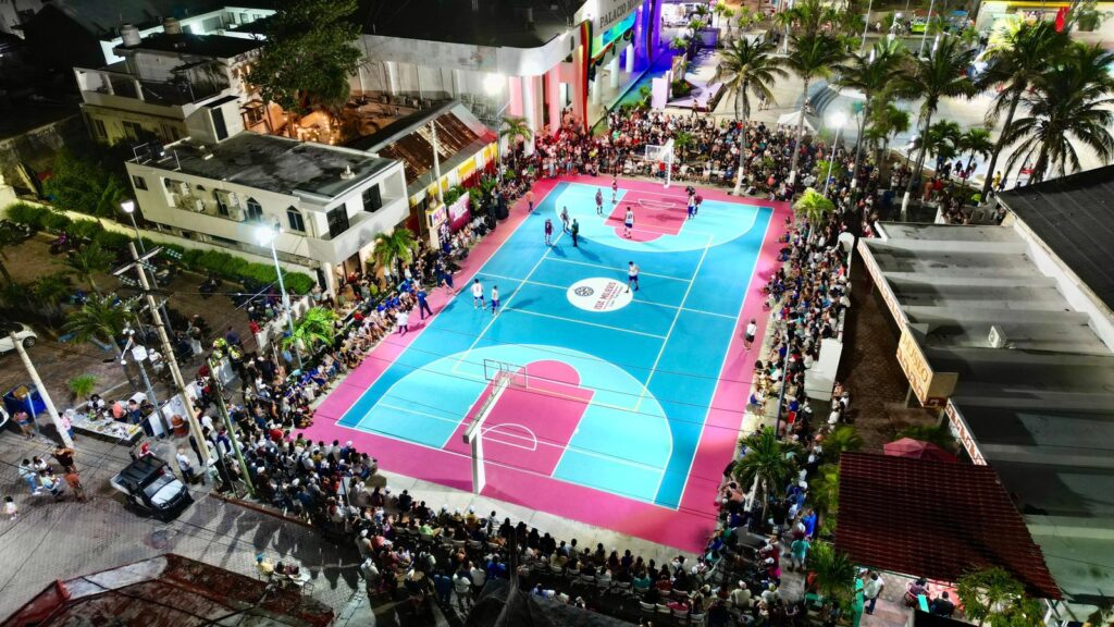 Atenea Gómez Ricalde inaugura la Liga Maya de Básquetbol en Isla Mujeres