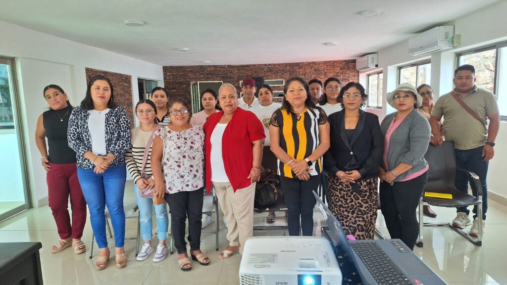 Capacitan a trabajadores del Ayuntamiento para ofrecer un mejor servicio