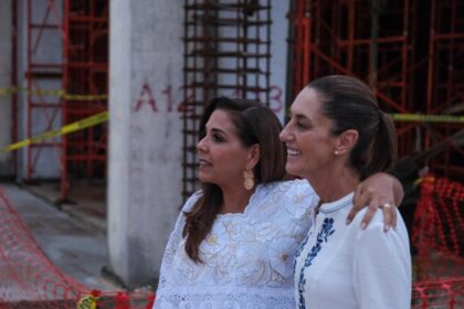 Recorre Claudia Sheinbaum y Mara Lezama nuevo Hospital General de FCP, en el corazón de la Zona Maya