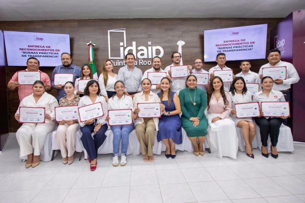 Mary Hernández recibe reconocimiento de buenas prácticas de transparencia: logran 92 % de calificación