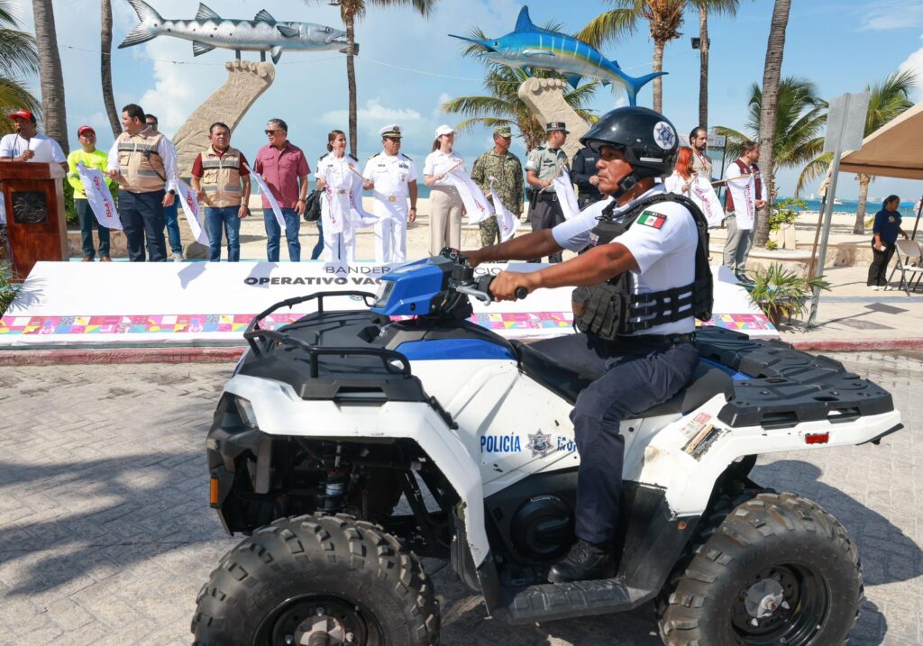 Atenea Gómez Ricalde encabeza banderazo de inicio del Operativo Vacacional de Verano 2025 para un verano seguro en Isla Mujeres