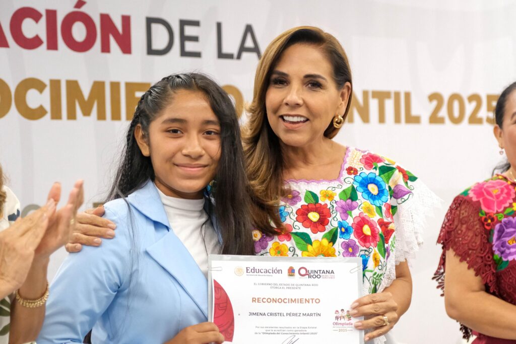 Premia Mara Lezama el esfuerzo y la excelencia de estudiantes destacados en la Olimpiada del Conocimiento 2025