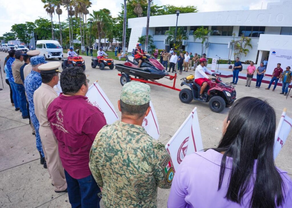 Chacón Méndez da banderazo de salida al “Operativo de Verano 2025” en Cozumel