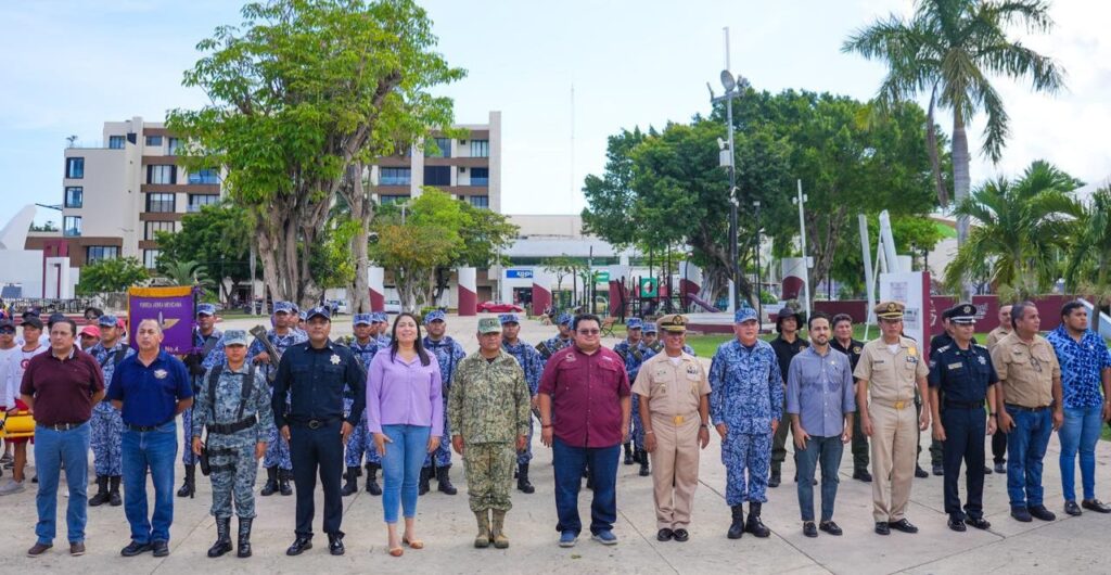 Chacón Méndez da banderazo de salida al “Operativo de Verano 2025” en Cozumel
