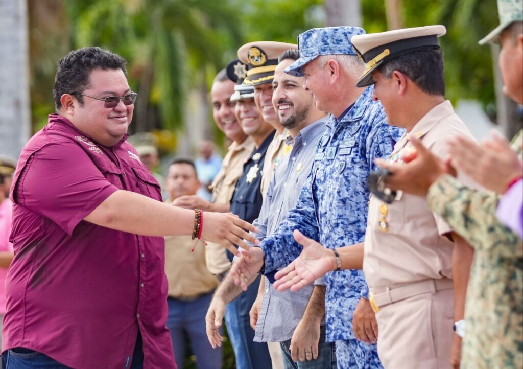 Chacón Méndez da banderazo de salida al “Operativo de Verano 2025” en Cozumel